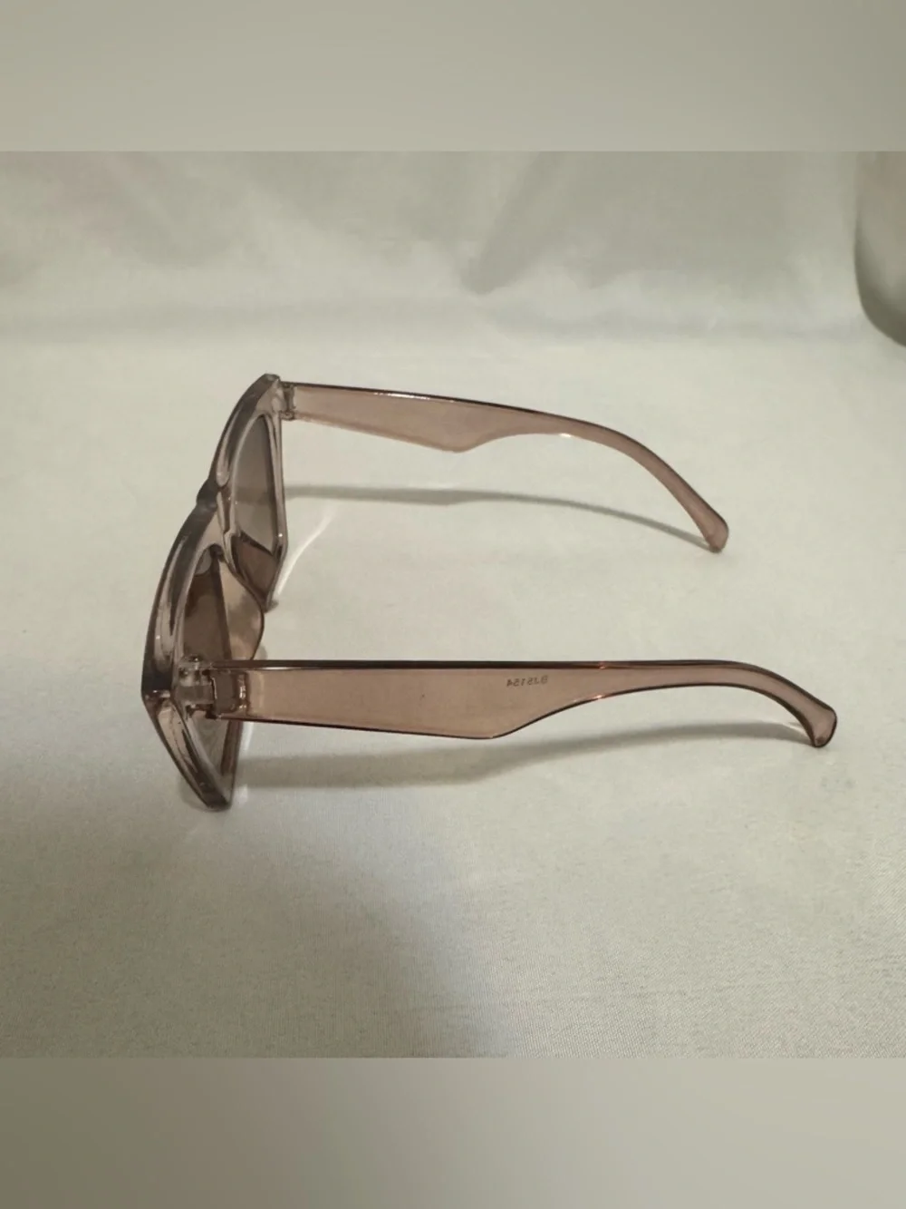 N/A vintage square